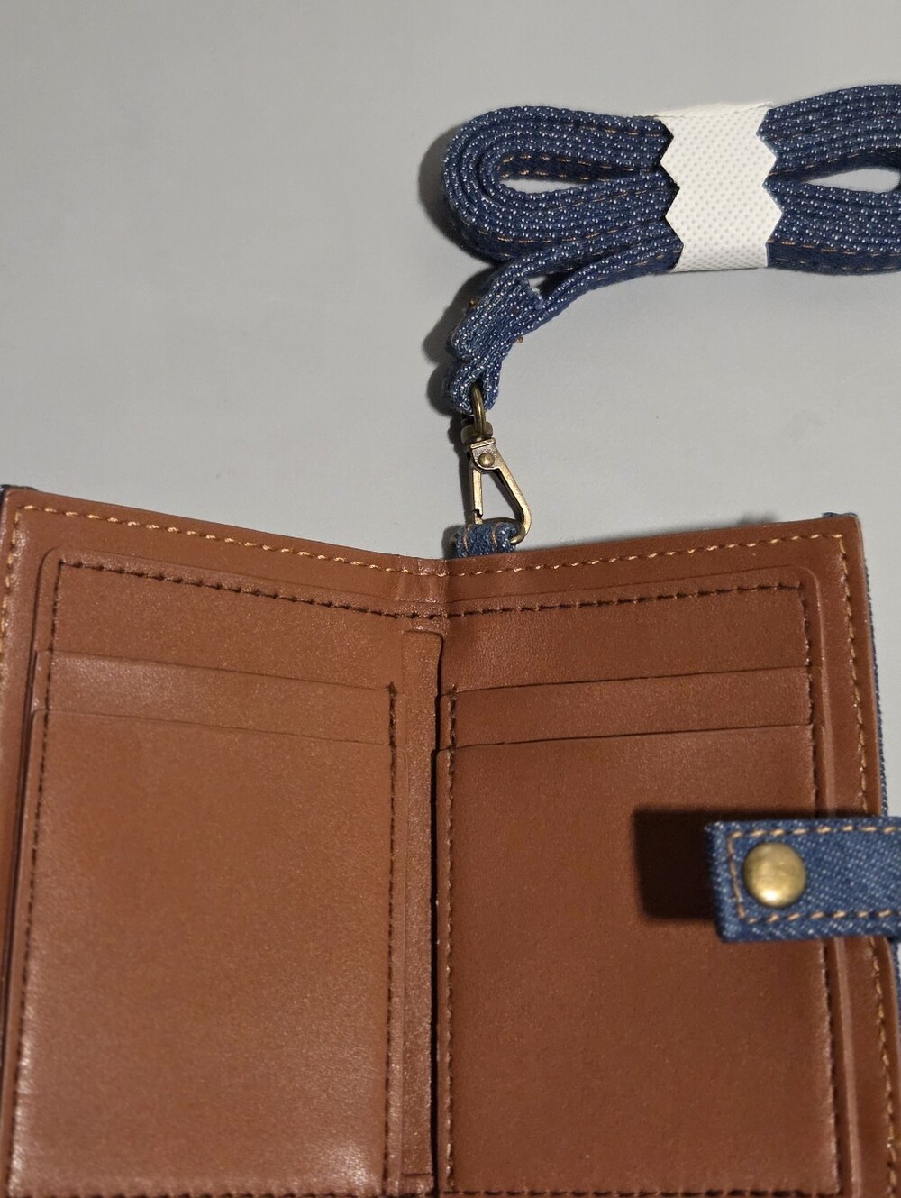 NIB -JAPAN Exclusive- Starbucks x Diesel Wallet Lanyard - Picture 5 of 6